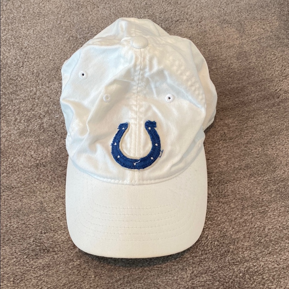 Women’s White and Blue Cap
